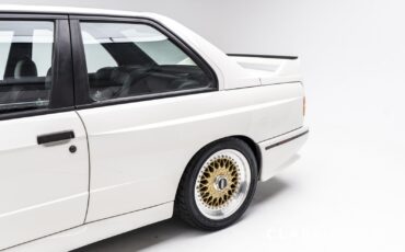 BMW-M3-Coupe-1991-21