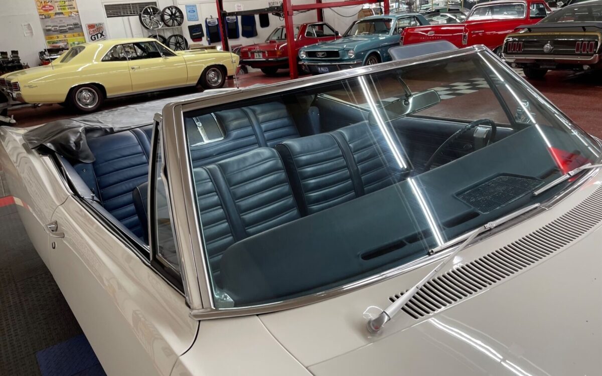 Buick-LeSabre-1967-12