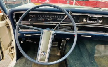 Buick-LeSabre-1967-28