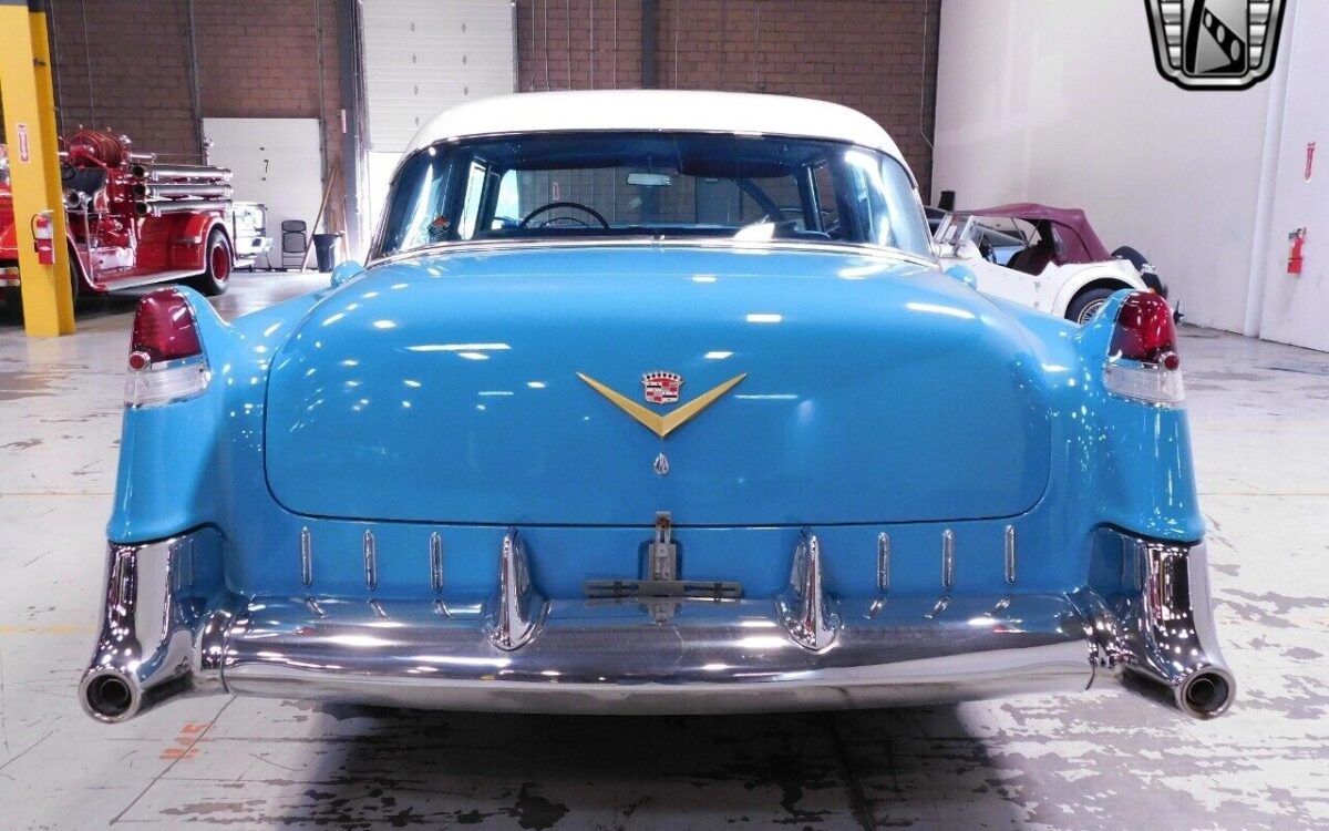Cadillac-Sixty-Special-1955-4