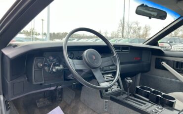 Chevrolet-Camaro-Coupe-1987-13