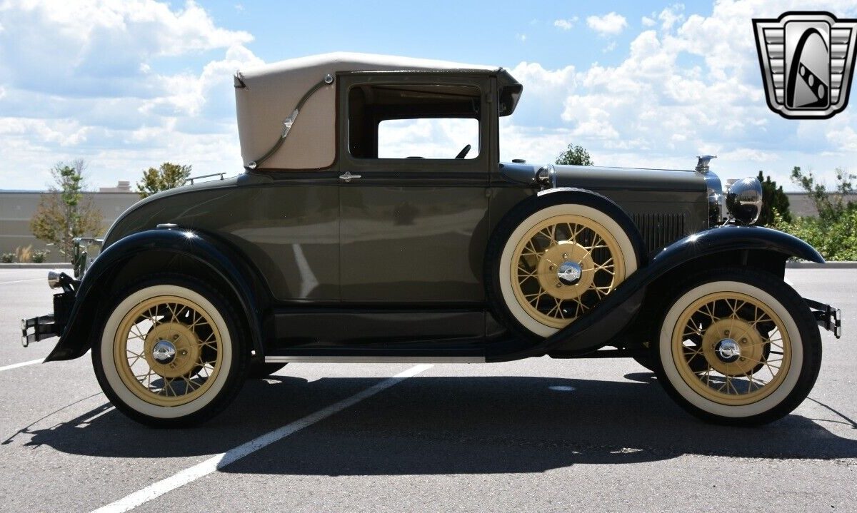 Ford-Coupe-1930-6