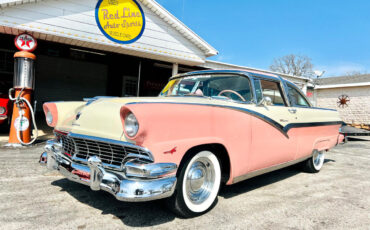Ford-Crown-Victoria-1956-2