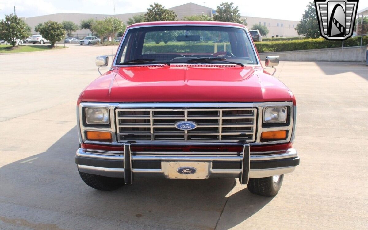 Ford-F-150-1984-7