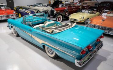 Ford-Fairlane-500-Galaxie-Sunliner-Cabriolet-1958-10