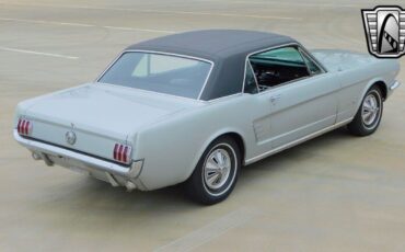 Ford-Mustang-1966-7