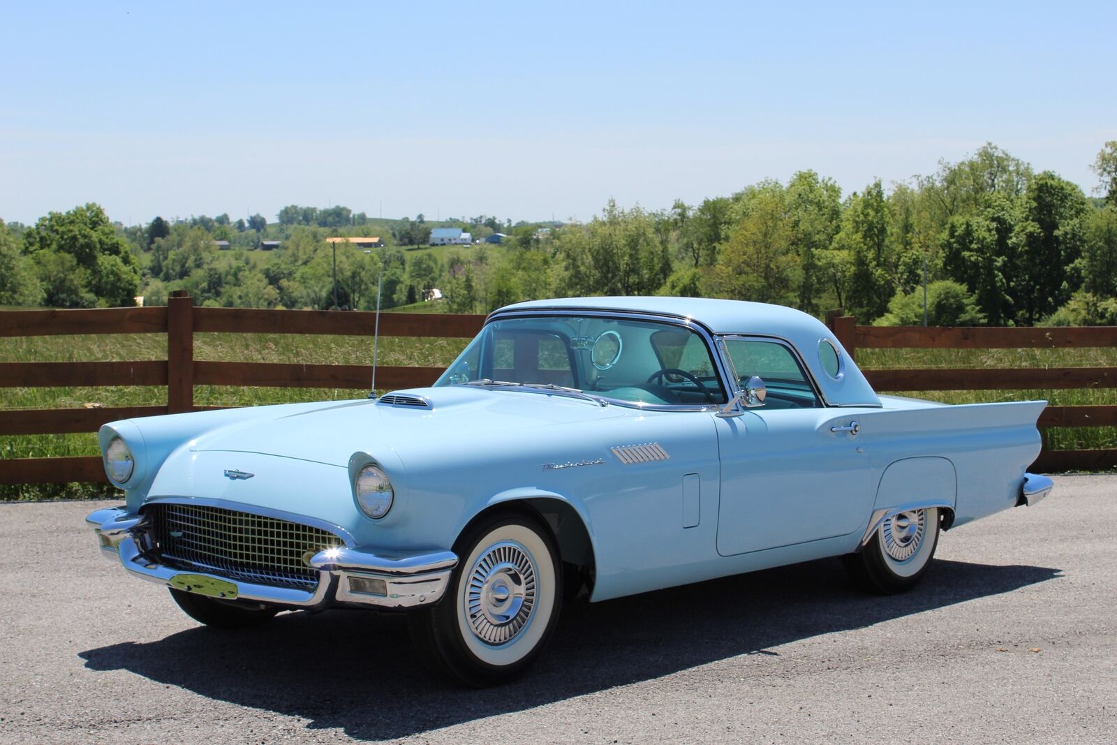 Ford-Thunderbird-1957-6