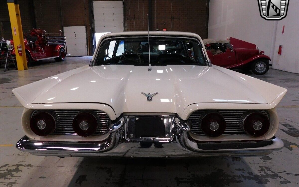 Ford-Thunderbird-1959-3