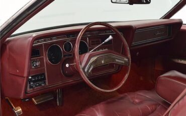 Ford-Thunderbird-Coupe-1976-8