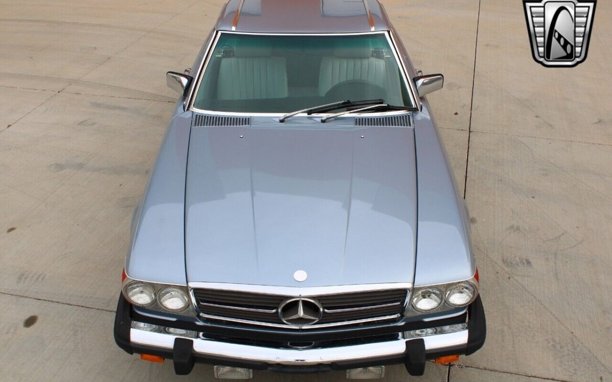 Mercedes-Benz-SL-Class-1984-10