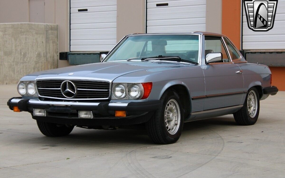 Mercedes-Benz-SL-Class-1984-4