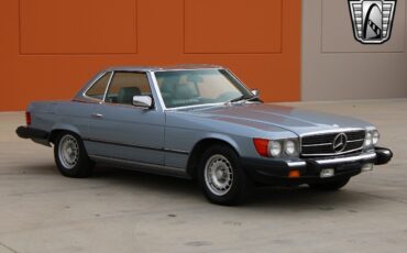Mercedes-Benz-SL-Class-1984-9