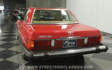 Mercedes-Benz-SL-Class-Cabriolet-1983-10