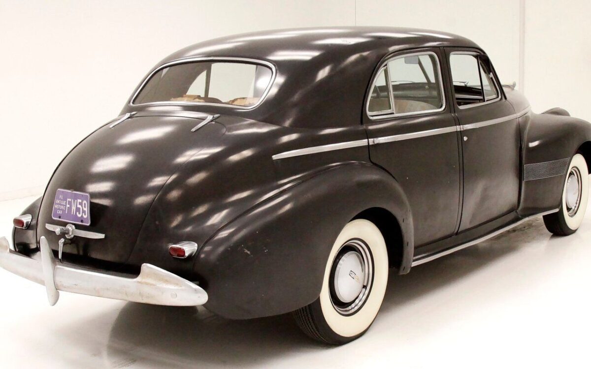 Oldsmobile-Series-90-Berline-1940-4