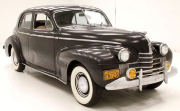 Oldsmobile-Series-90-Berline-1940-5
