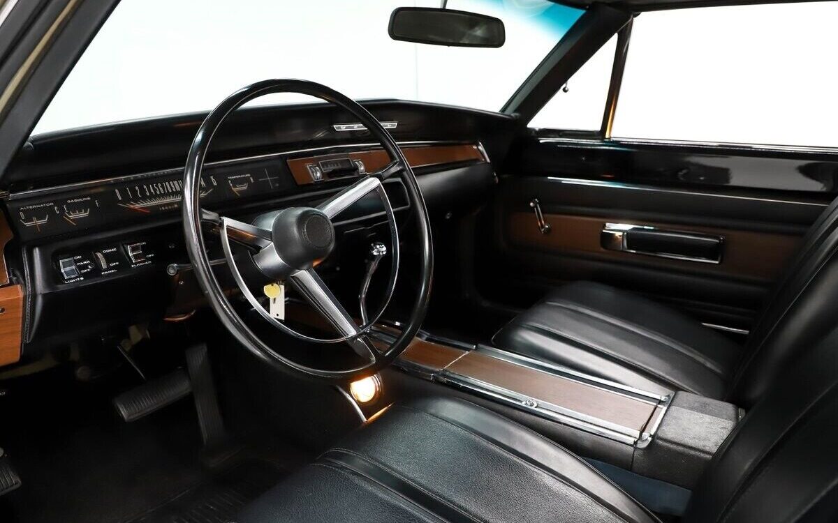 Plymouth-GTX-Coupe-1968-1