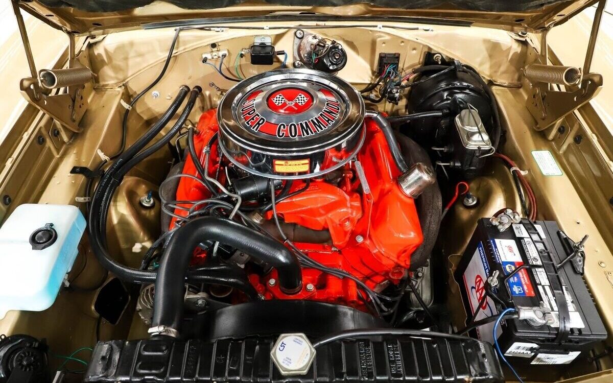 Plymouth-GTX-Coupe-1968-4