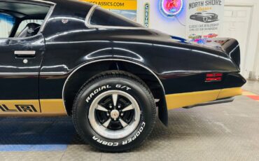 Pontiac-Firebird-1978-18