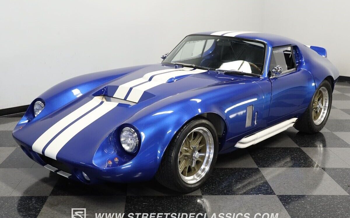 Shelby-Daytona-Coupe-1965-17