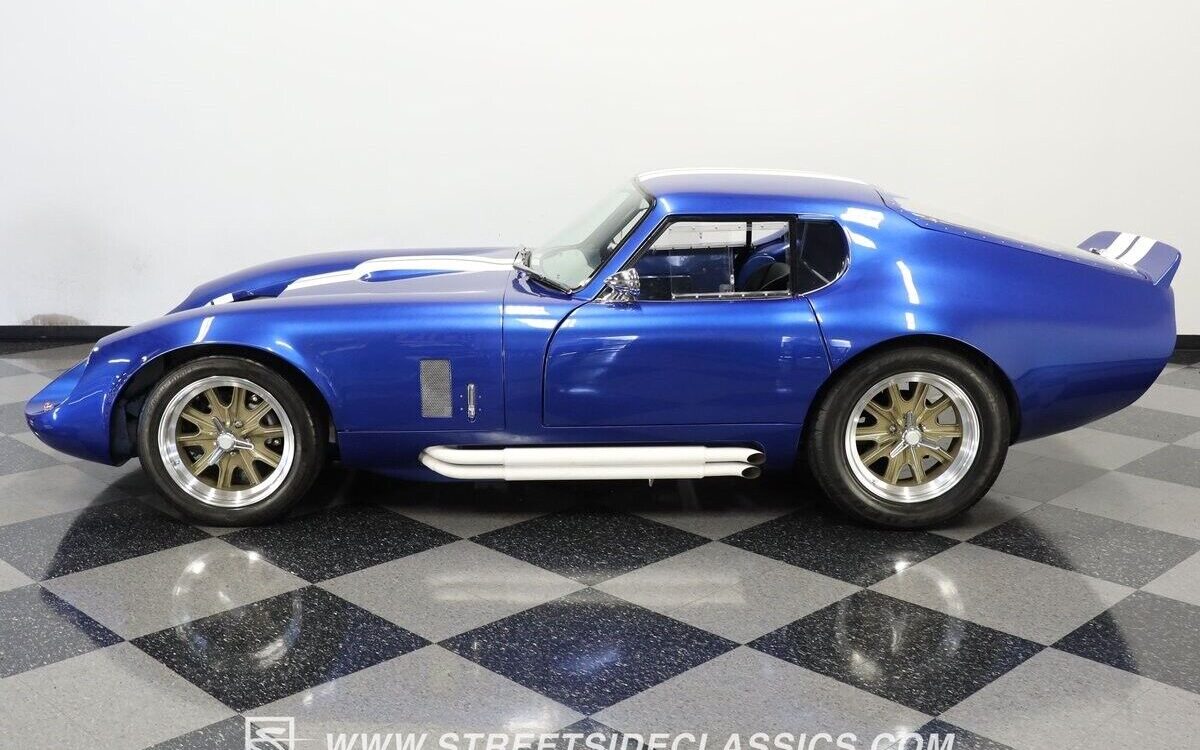 Shelby-Daytona-Coupe-1965-2