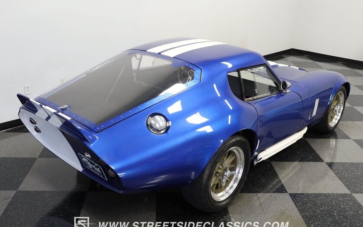 Shelby-Daytona-Coupe-1965-24