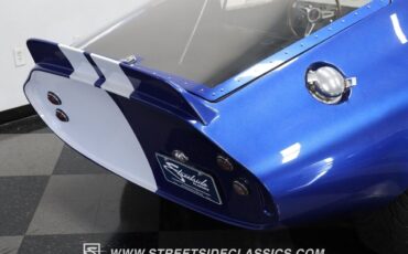 Shelby-Daytona-Coupe-1965-25