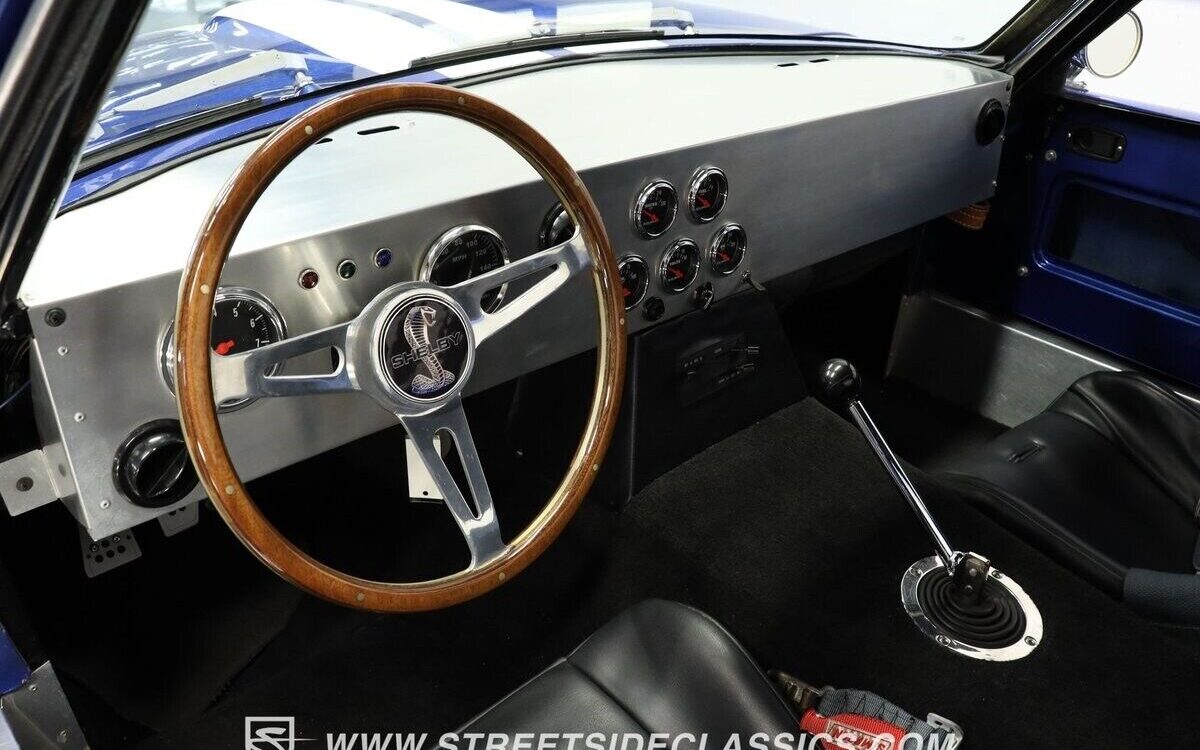 Shelby-Daytona-Coupe-1965-39