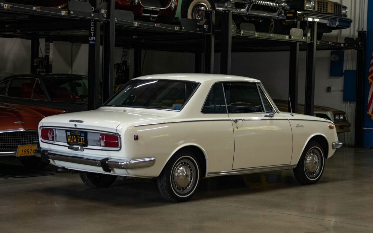 Toyota-Corona-RT52-2-Dr-Hardtop-1968-22