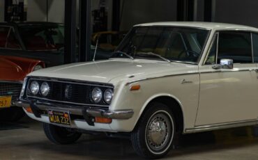 Toyota-Corona-RT52-2-Dr-Hardtop-1968-7