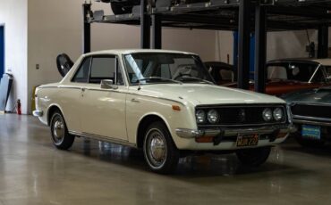 Toyota-Corona-RT52-2-Dr-Hardtop-1968-9