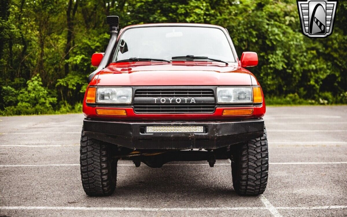 Toyota-Land-Cruiser-1991-10