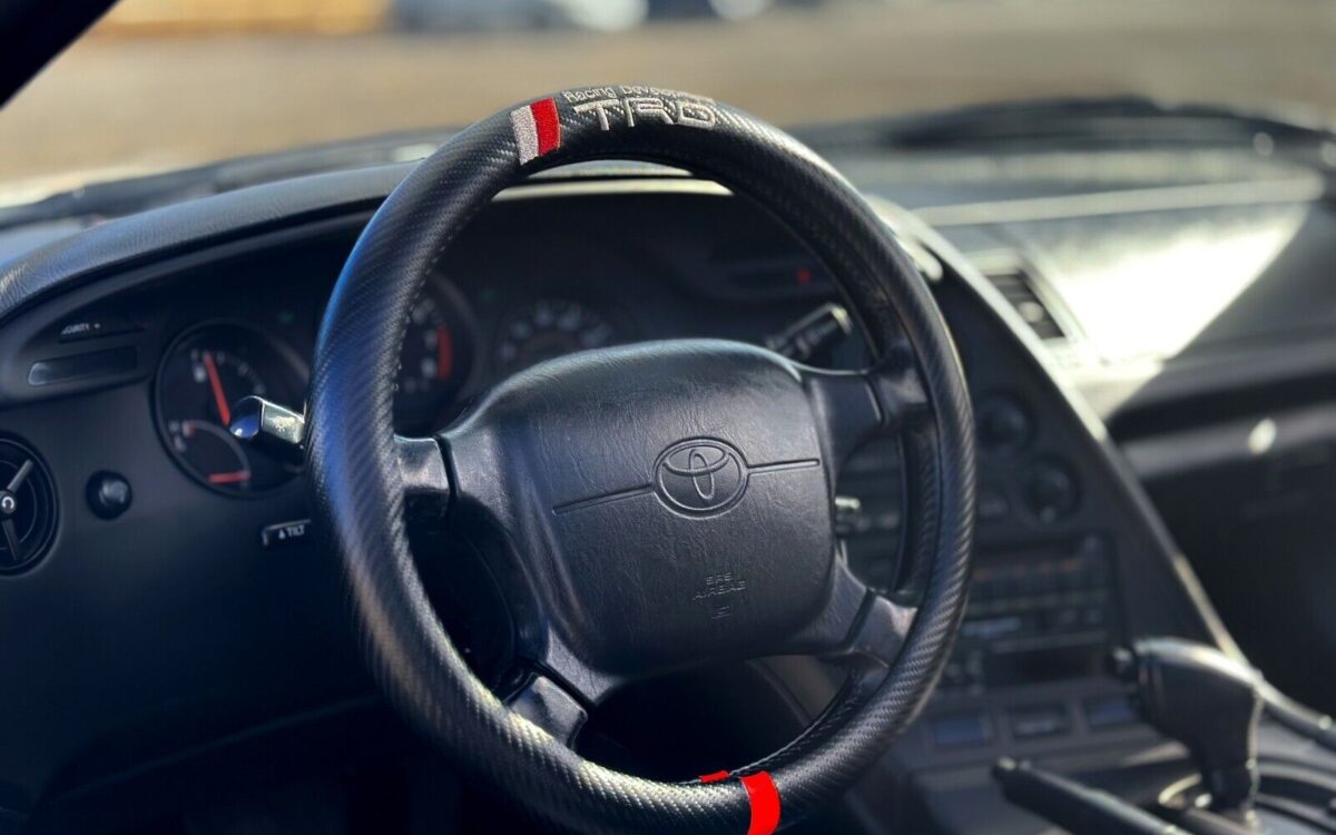 Toyota-Supra-1994-13