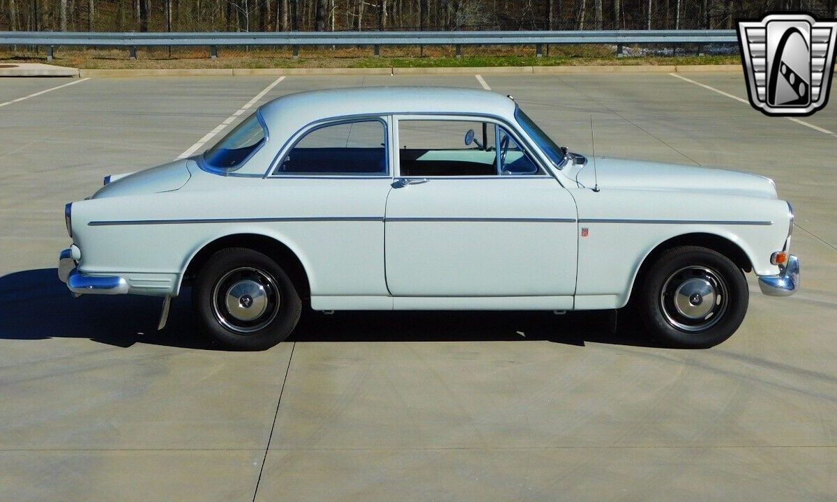 Volvo-122S-1967-8