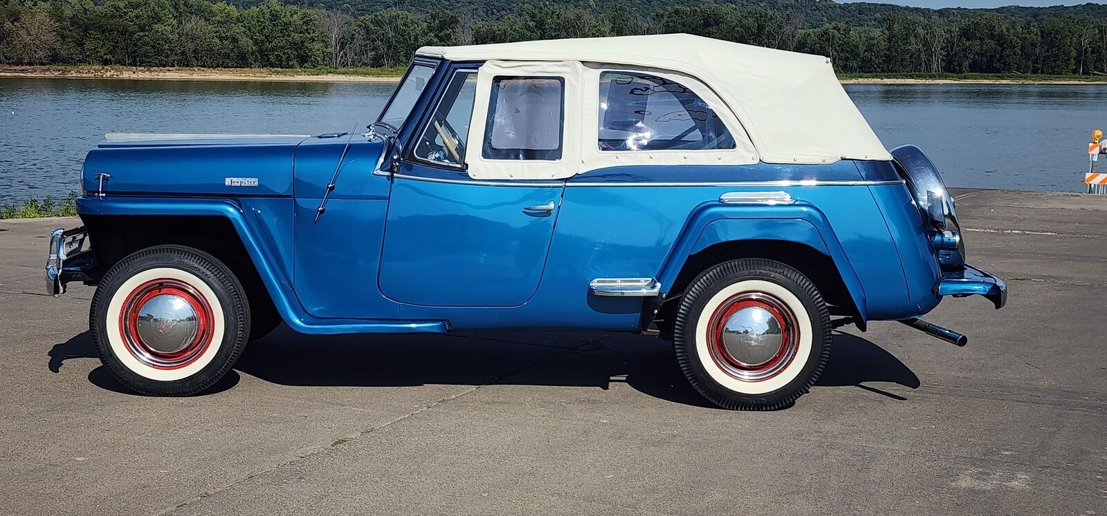 Willys Jeepster 1970 à vendre