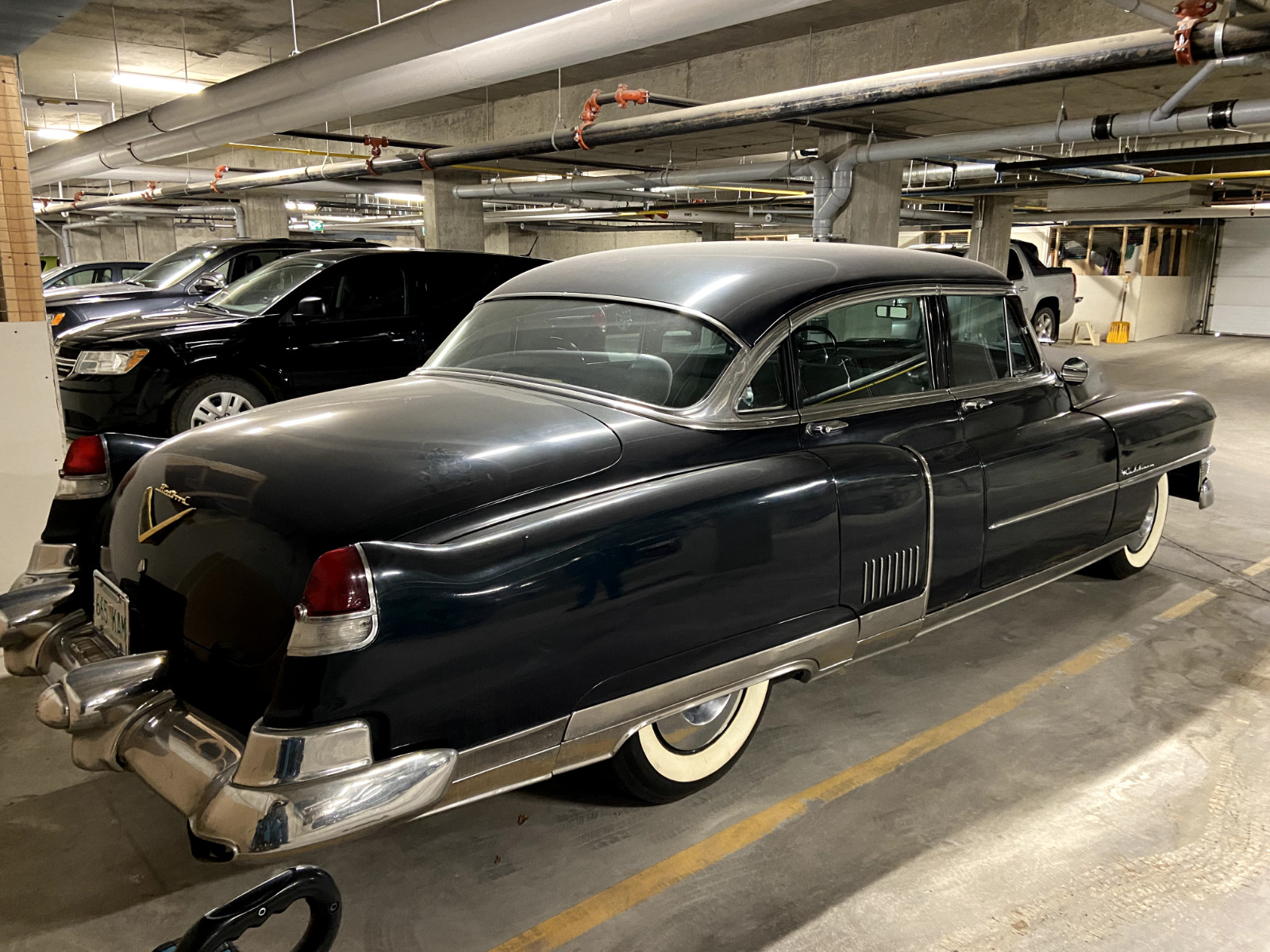 Cadillac-Fleetwood-1953-13