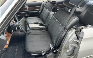 Buick-LeSabre-1975-17