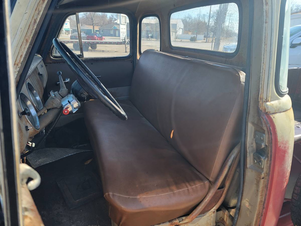 Chevrolet-3500-regular-cab-1953-198465-2