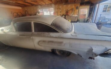 Chevrolet-Biscayne-1960-white-1608-6