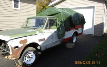 Chevrolet-C10-1970-green-96560-7
