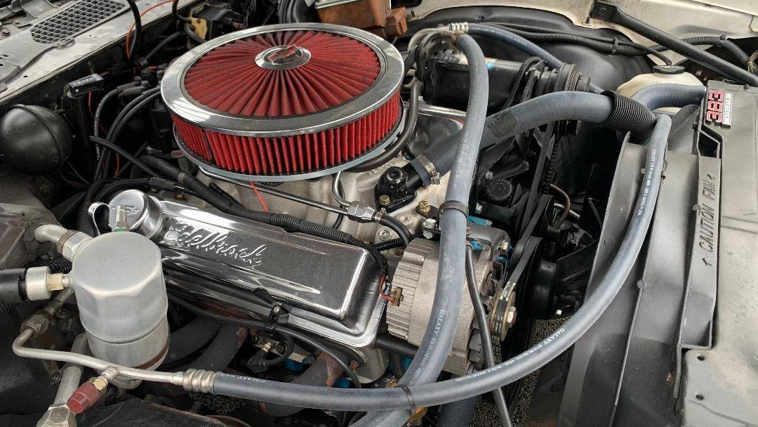 Chevrolet-Camaro-1980-white-140013-3