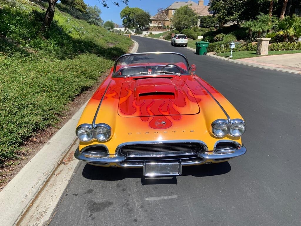 Chevrolet-Corvette-1962-1