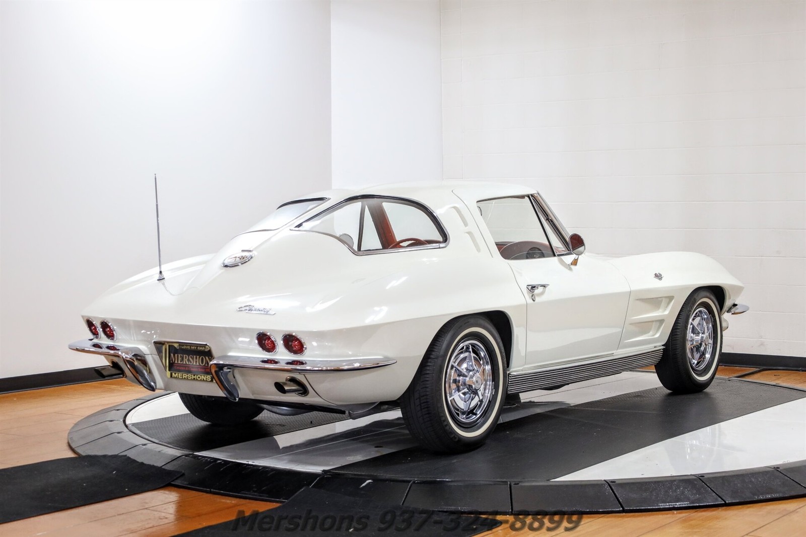 Chevrolet-Corvette-1963-5