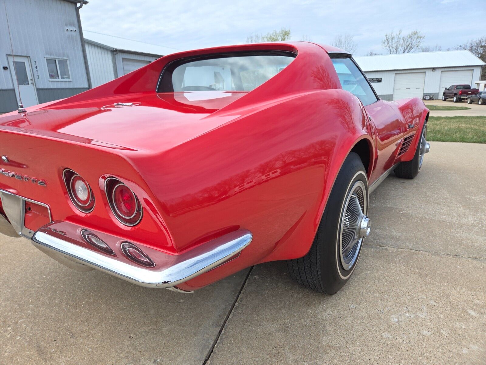 Chevrolet-Corvette-1971-15