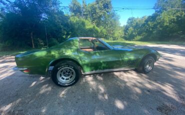 Chevrolet-Corvette-1972-3
