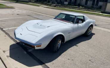 Chevrolet-Corvette-1972-white-1