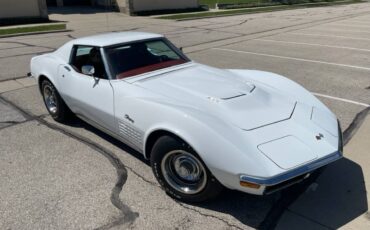 Chevrolet-Corvette-1972-white-5