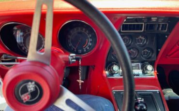 Chevrolet-Corvette-1972-white-9