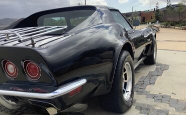 Chevrolet-Corvette-1973-11