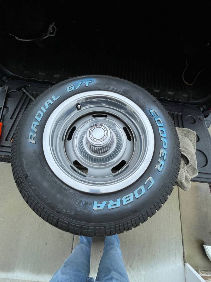 Chevrolet-Corvette-1977-black-123919-17