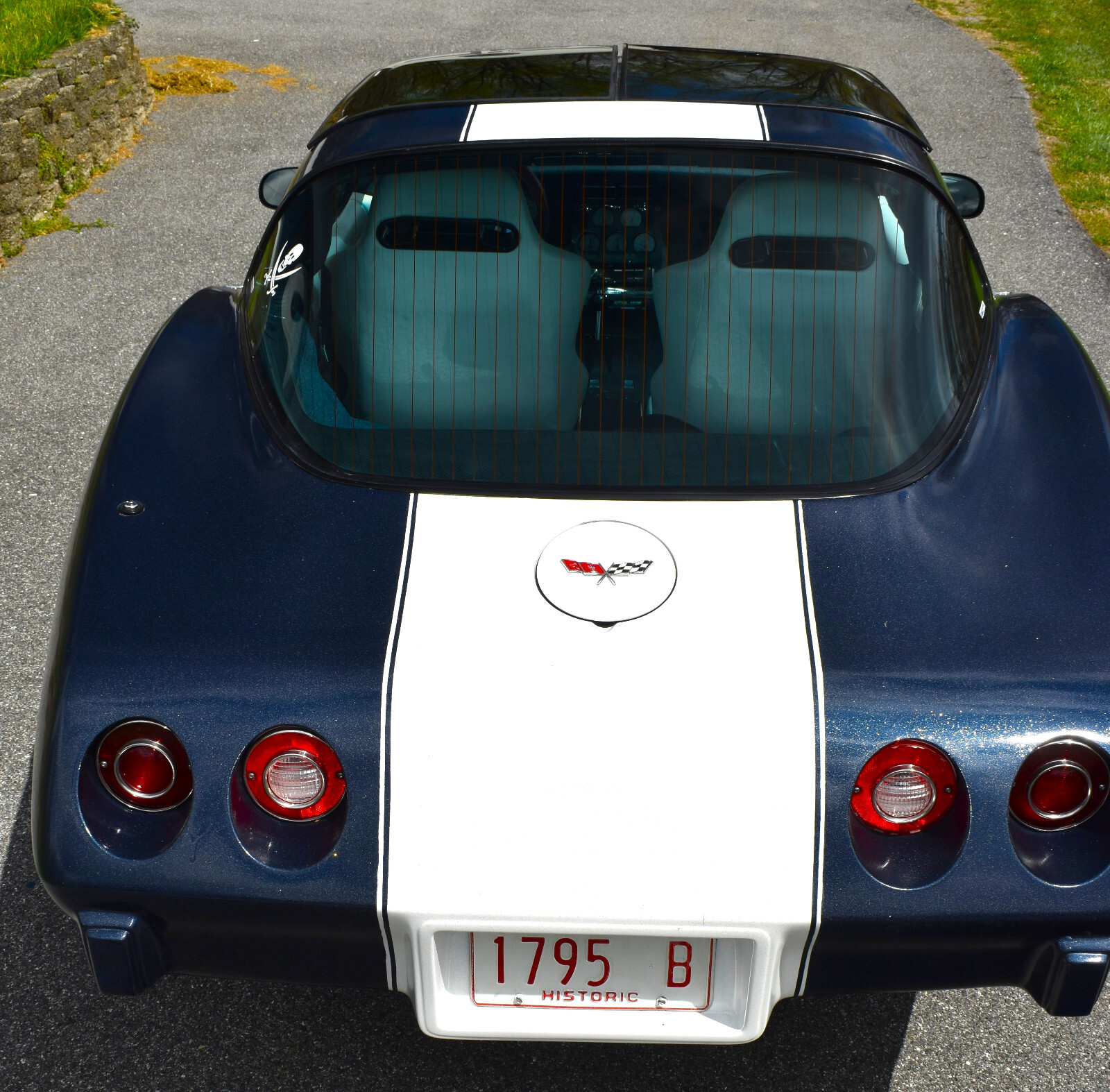 Chevrolet-Corvette-1979-6